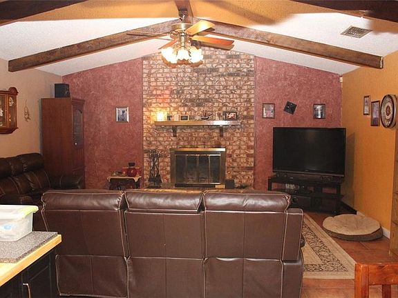 2nd image of 3417 Murphy Dr