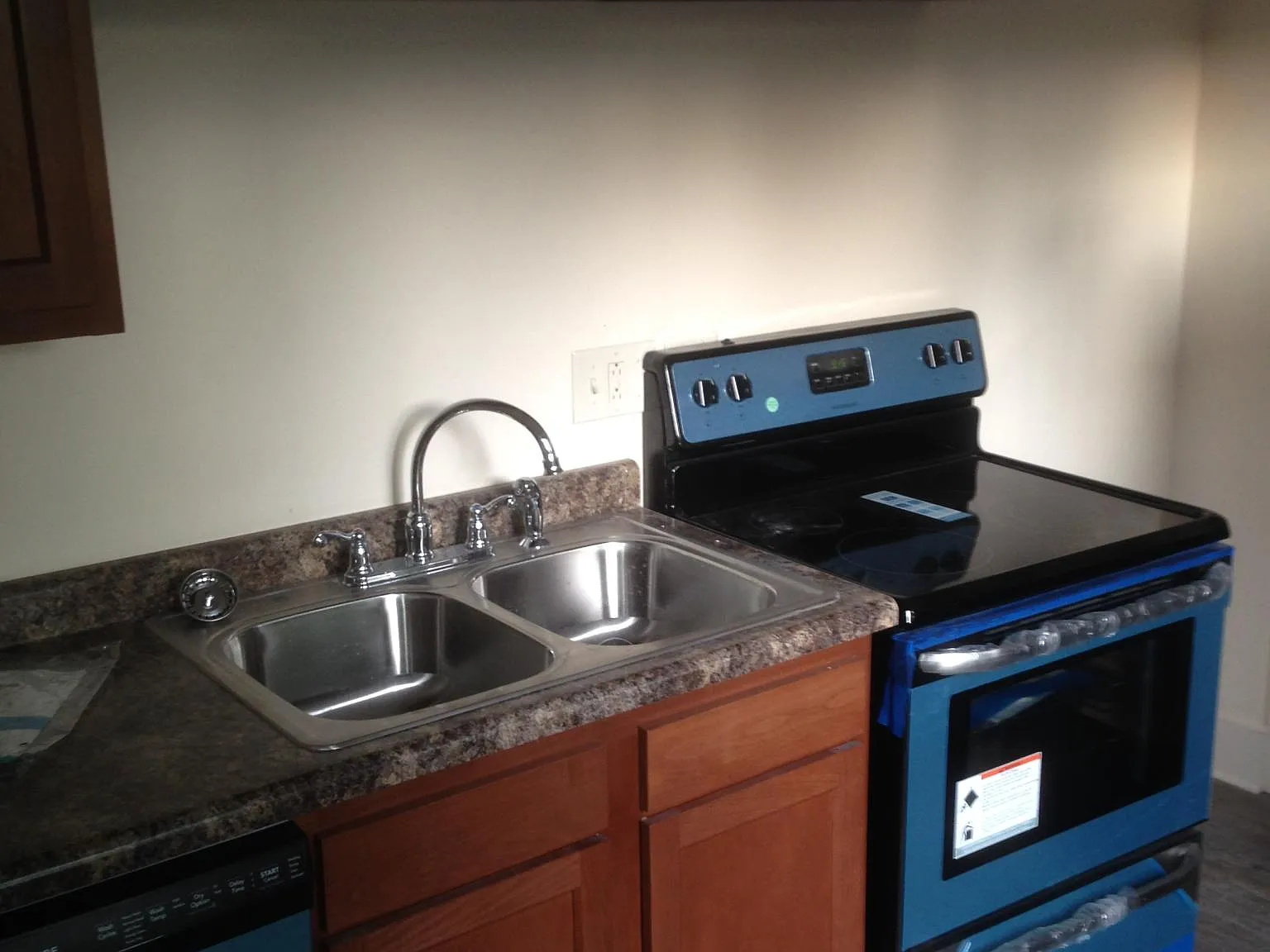 1 bed, 450 sqft, $550 — Photo 3