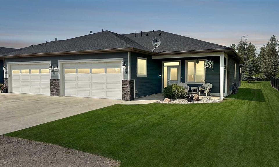 1st image of 610 S 4th Ave SW #9