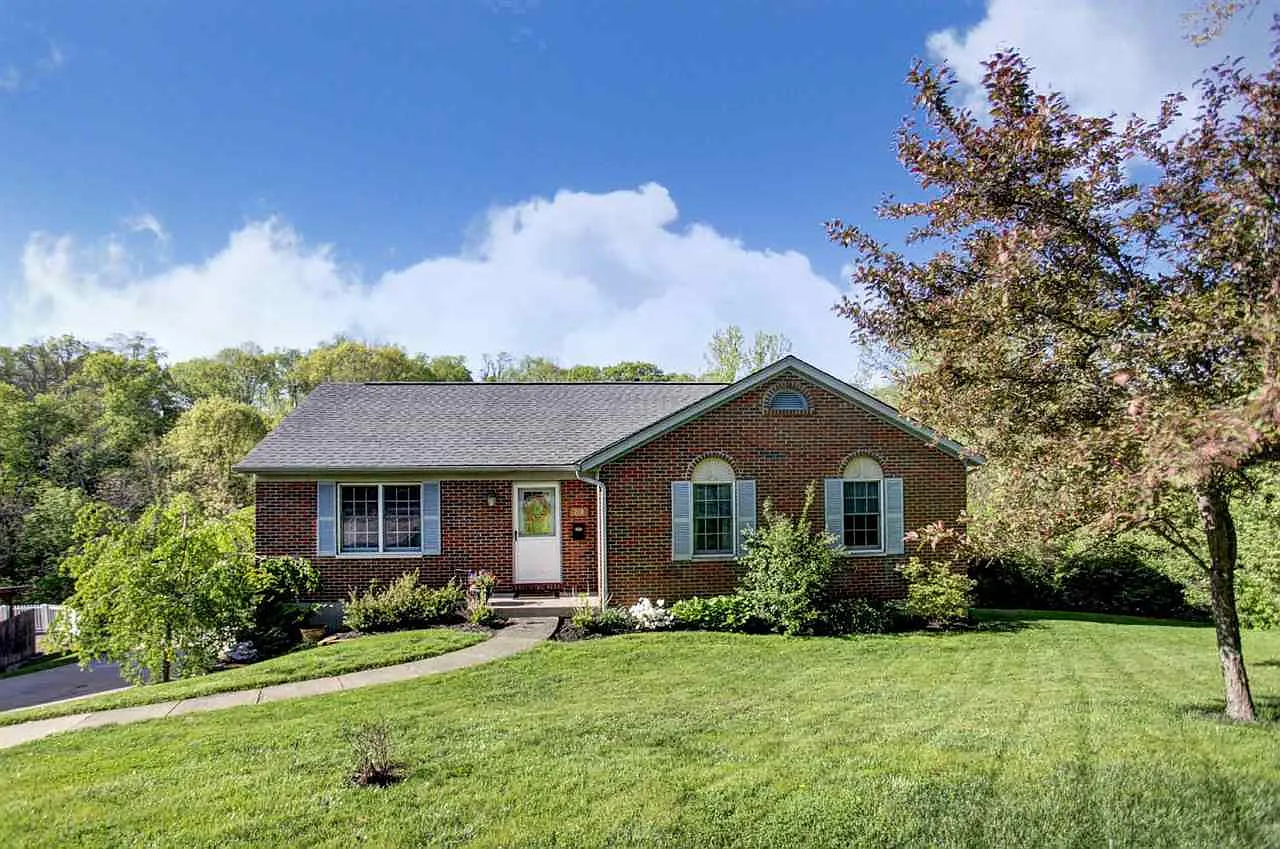 218 Bluegrass Ave photo 1