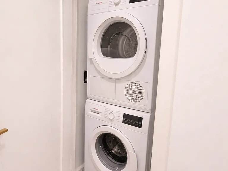 1399 Park Ave #6G — Photo 8