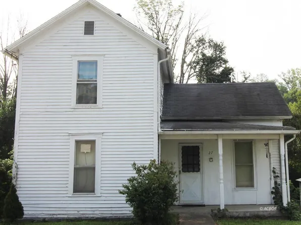 27 Hooper St, Athens, OH 45701