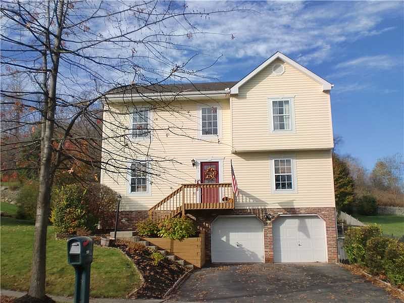 1st image of 105 Hazelwood Dr