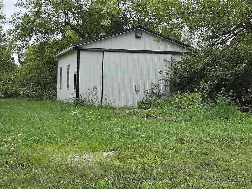 1st image of Meadow Ln