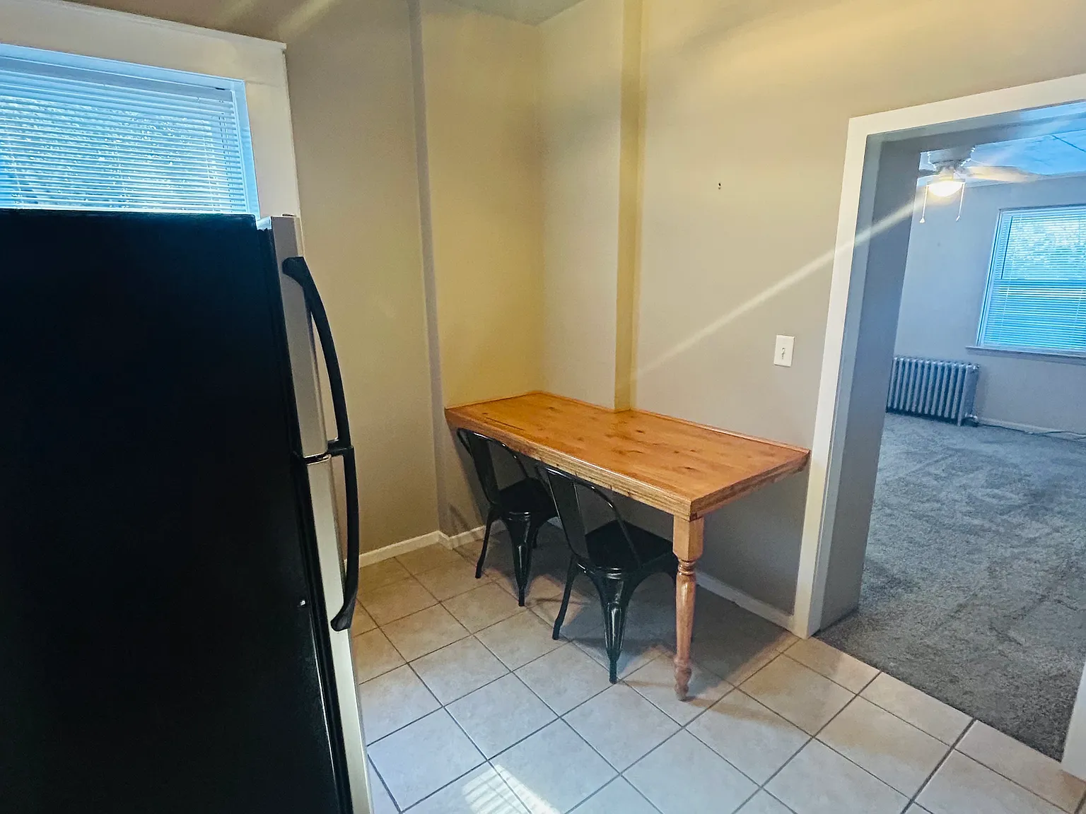 1 bed, $1,050 — Photo 2