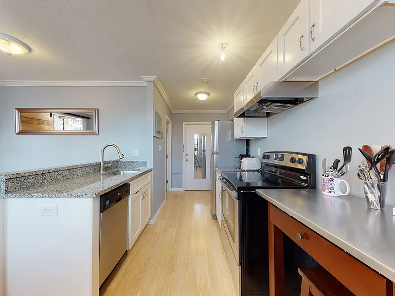 181 Salem St #17 — Photo 3
