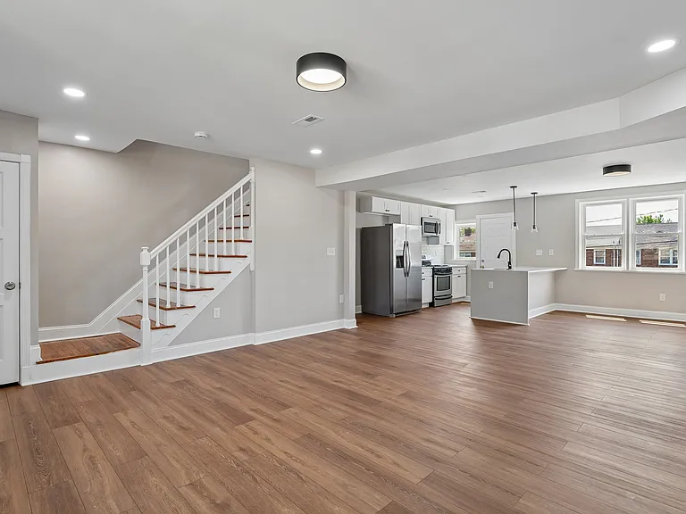 3111 Hanlon Ave — Photo 5