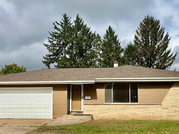 1330 Kellogg Ave, Janesville, WI 53546
