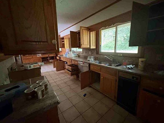 4th image of 333 Shuford Rd