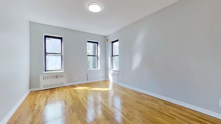 Rented by Compass | media 4