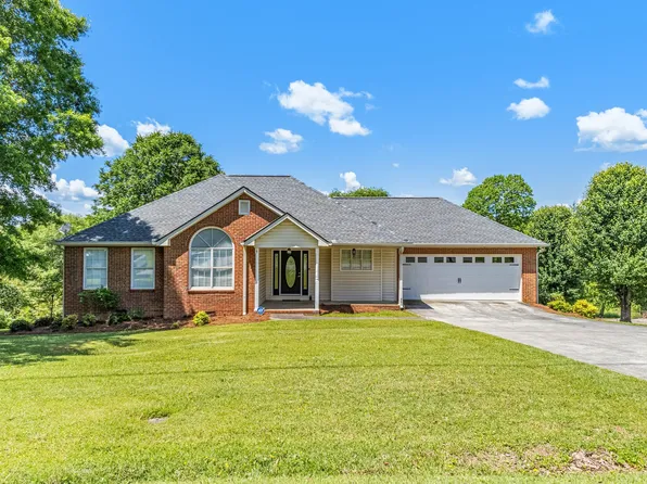 453 Oakwood Dr, Cedartown, GA 30125