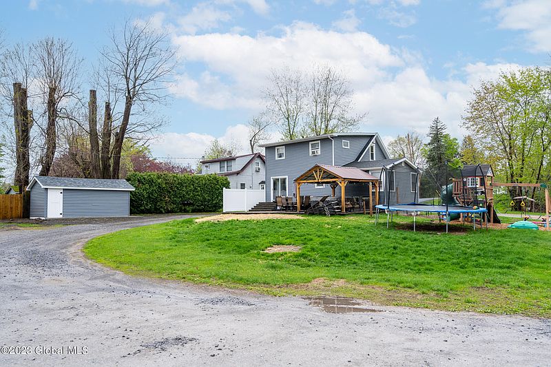 3rd image of 771 Duanesburg Road