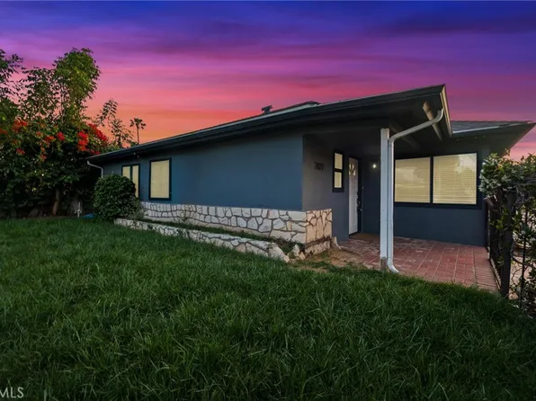 7027 Gloria Ave, Van Nuys, CA 91406