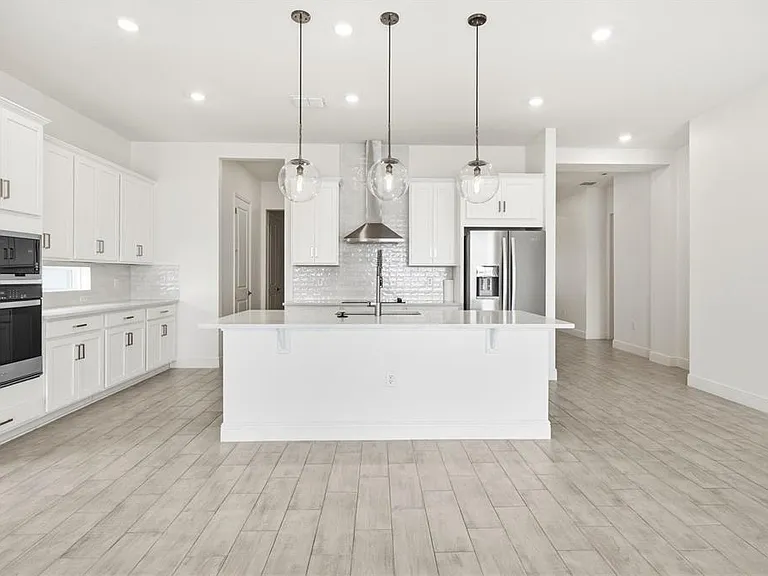 13589 McMillan Dr — Photo 10
