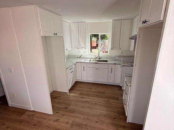 3rd image of 8620 Beach St #A