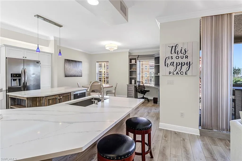 2 bed, 2.0 bath, 1518 sqft, $12,000 — Photo 3