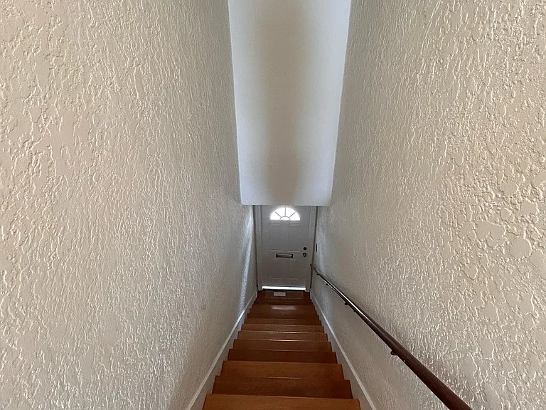 2538 Atlantic Ave #2538 — Photo 3