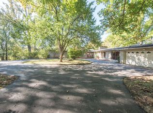 1777 W Vine St, Radcliff, KY 40160