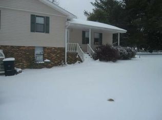 101 White Cir, Rainsville, AL 35986