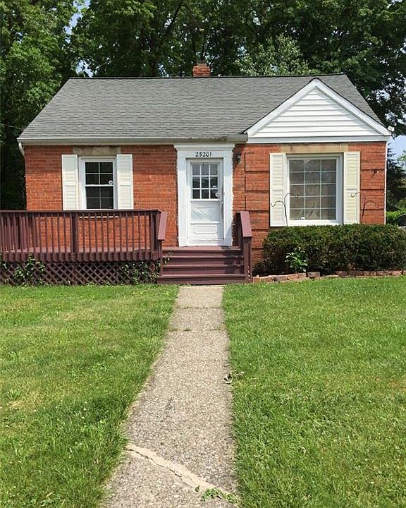 1st image of 25201 Shoreview Ave