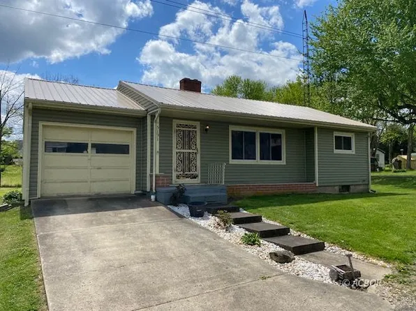 5191 Lee St, Albany, OH 45710