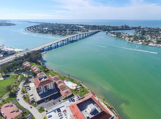 6279 Sun Blvd APT 104, Saint Petersburg, FL 33715