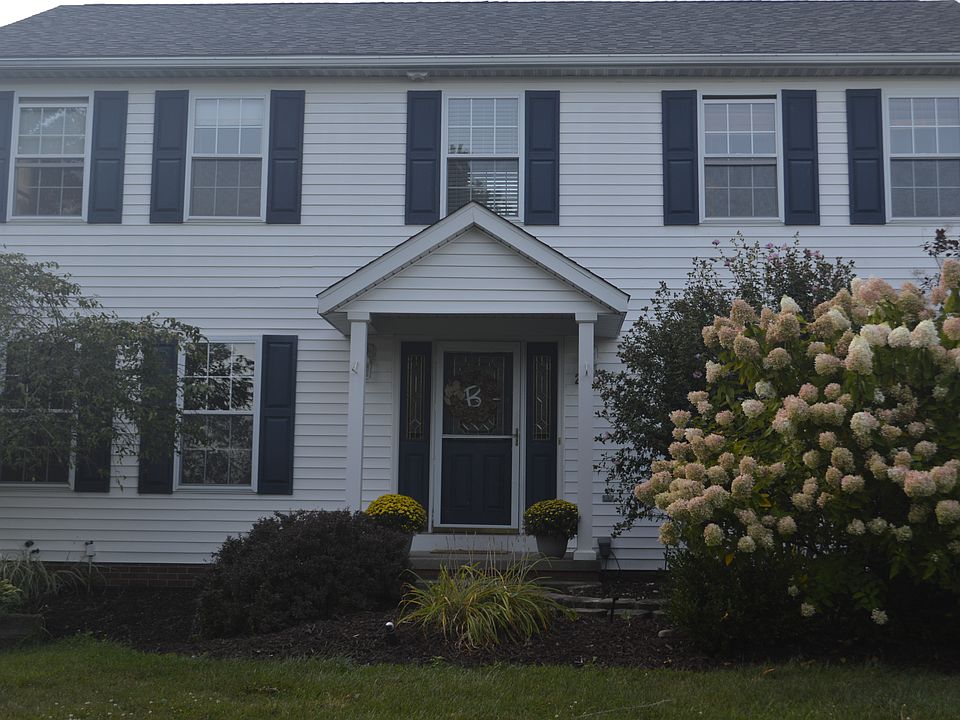 1st image of 2339 Sandalwood Dr