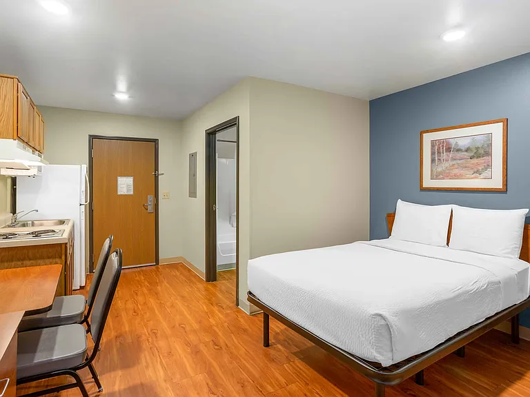 Studio Suite - 1 Full Bed