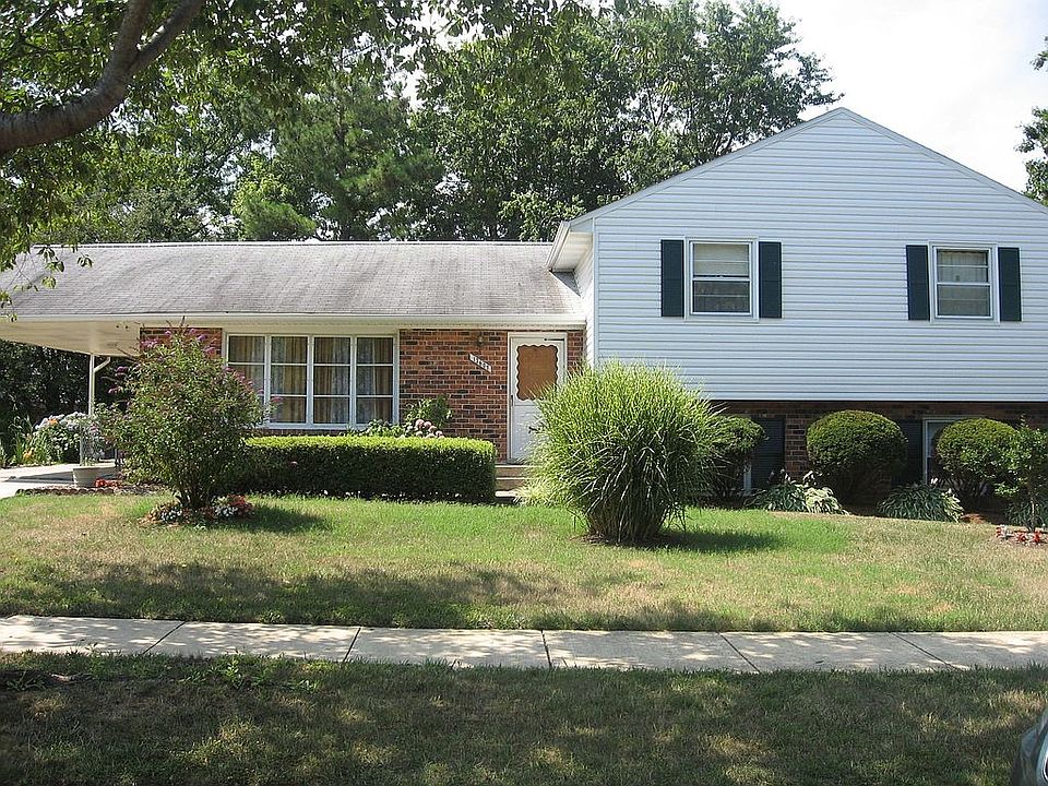 1st image of 12607 Darlenen St