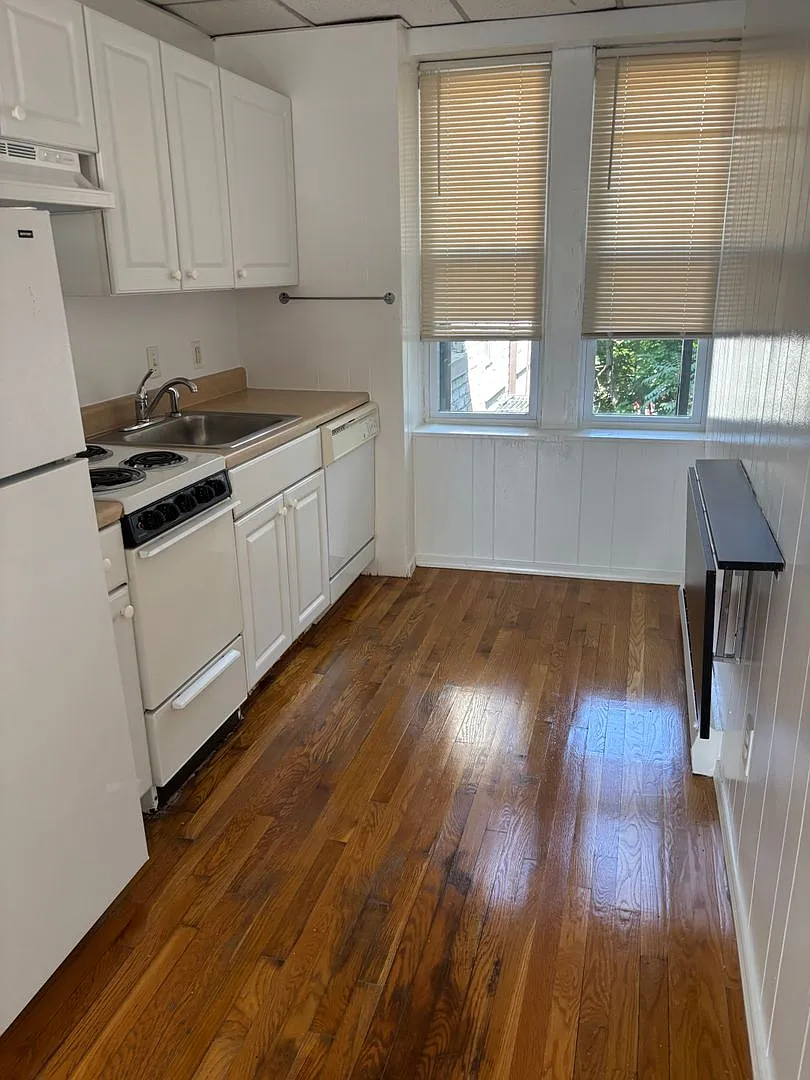 Brighton 1-Bedroom | Minutes from the Green Line — Photo 1