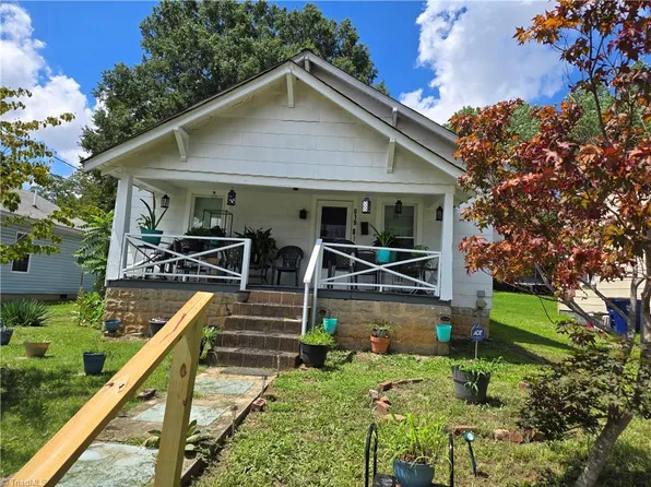 819 W Sprague St, Winston Salem, NC 27127