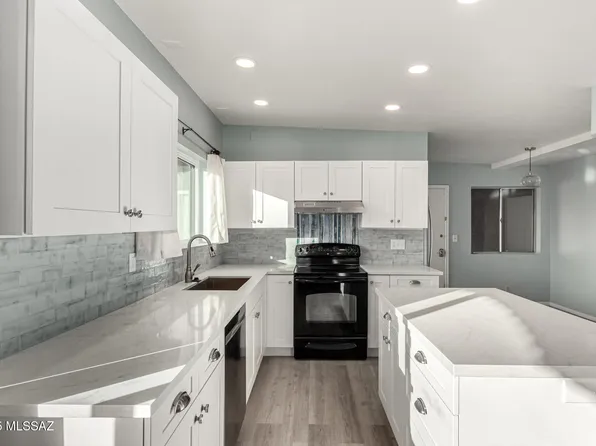 1363 W Dawn Dr, Tucson, AZ 85704