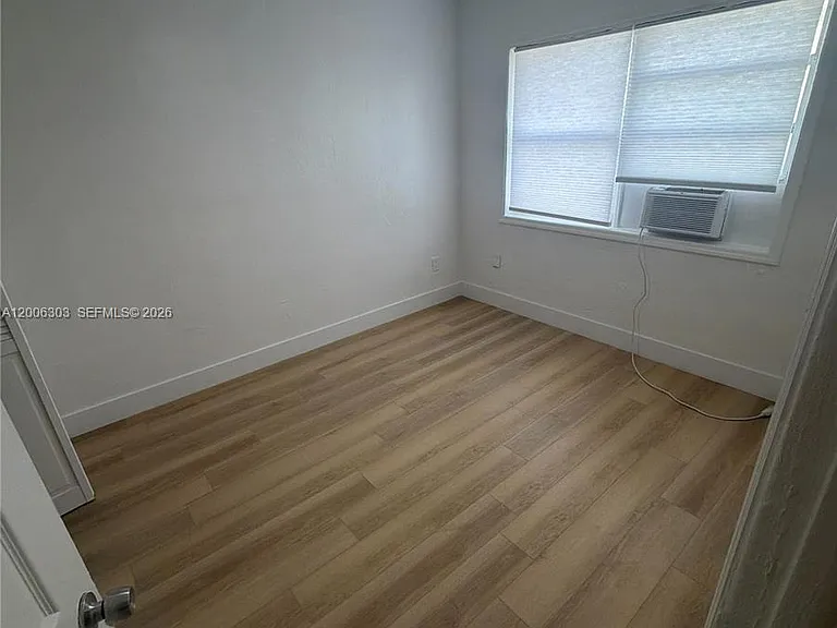 3669 Thomas Ave #9 — Photo 6