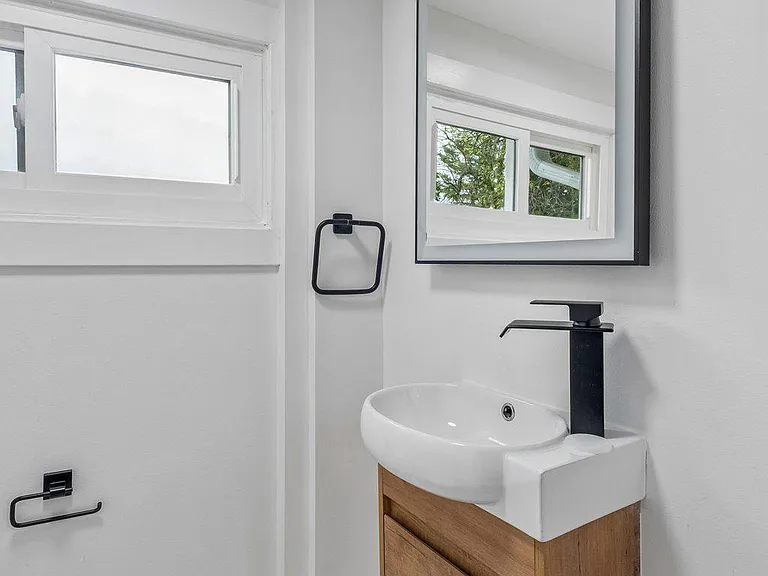 114 Conestoga Rd — Photo 34