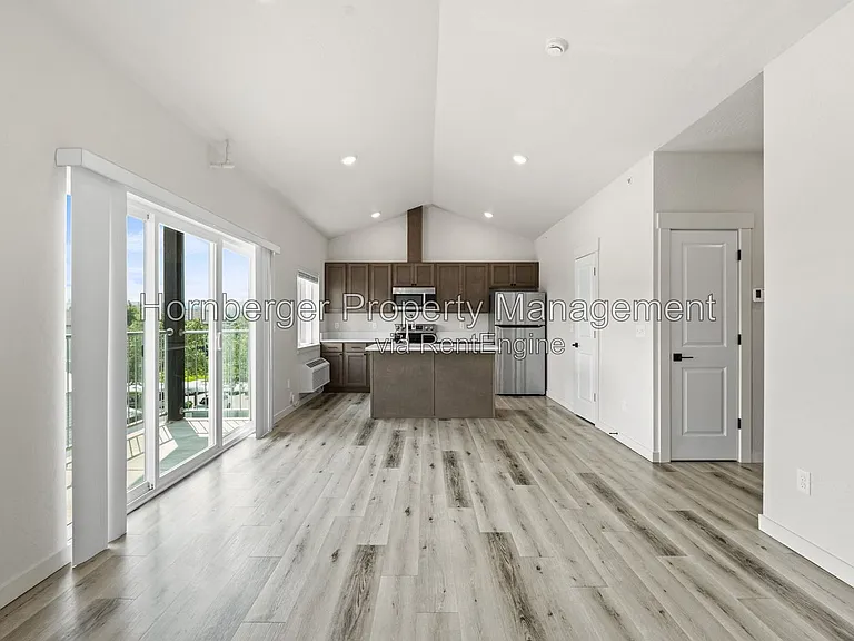 16104 E Valleyway — Photo 28