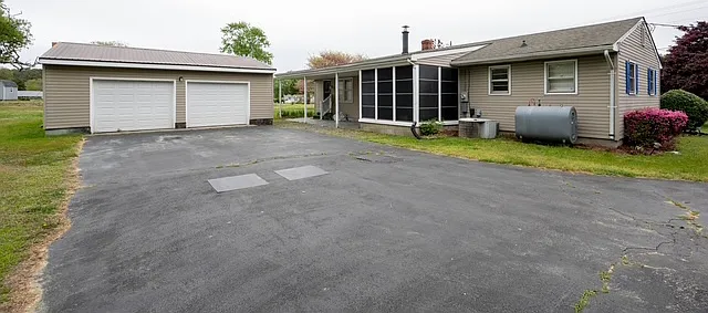 10359 Harrison Road - 1 — Photo 2