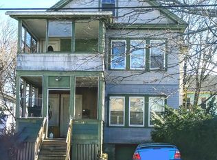 42-44 Exeter St, Lawrence, MA 01843
