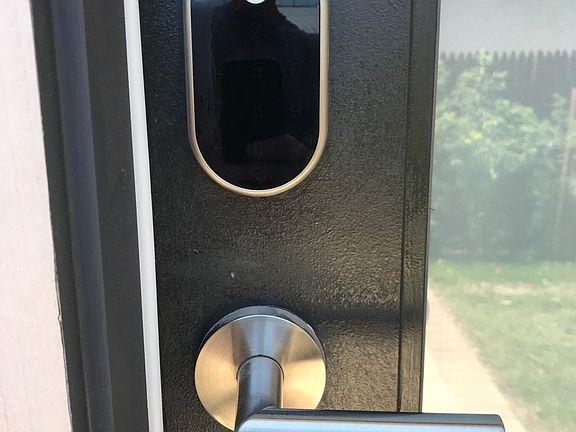 Smart lock entry