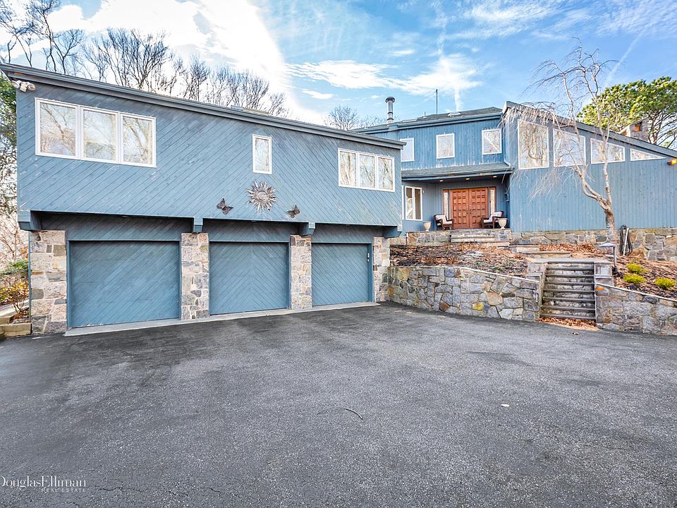 58 Linda Ln W, Riverhead, NY 11901 Zillow