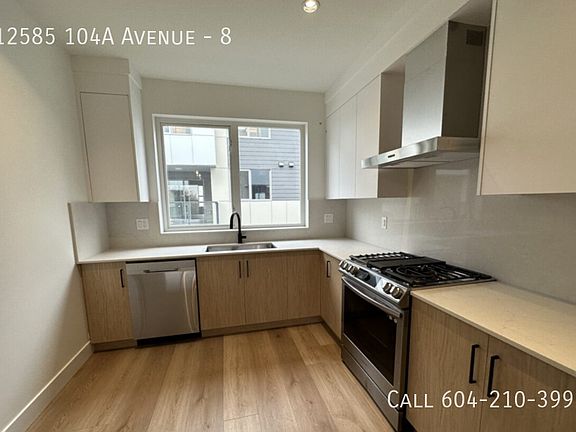 3rd image of 12585 104a Ave #8