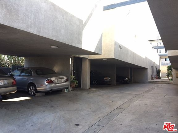3rd image of 2670 Sichel St