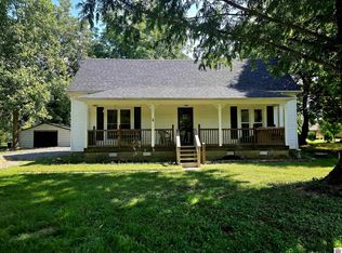 2537 Old Newburg Rd, Murray, KY 42071