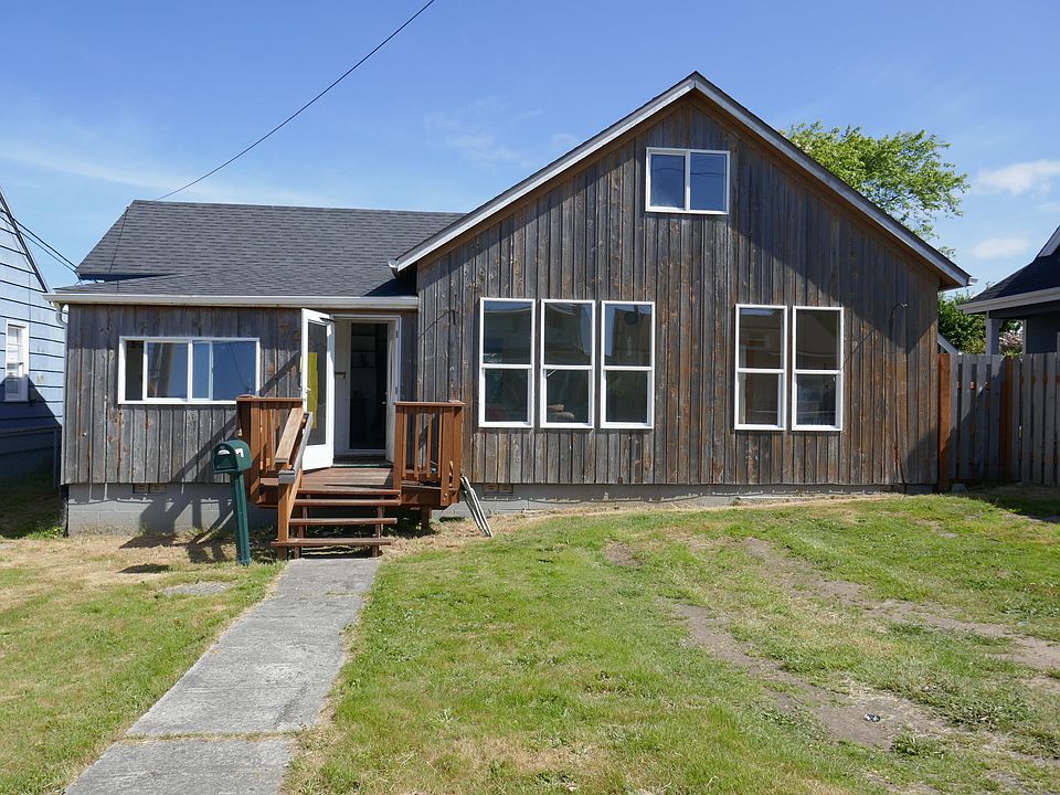 2nd image of 726 10th Ave
