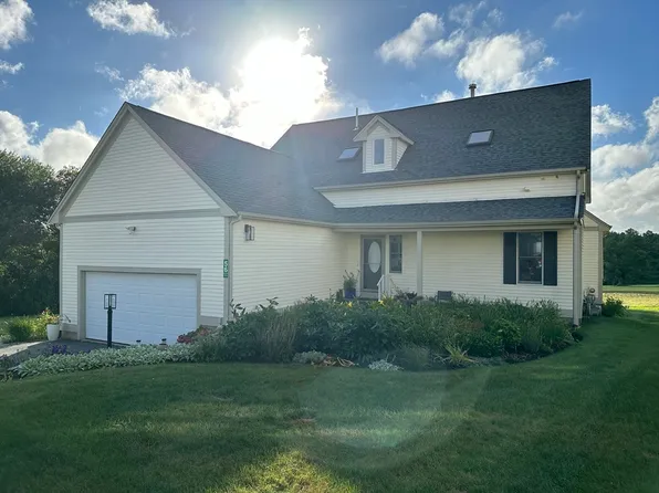 56 Hyacinth Dr #56, North Dartmouth, MA 02747