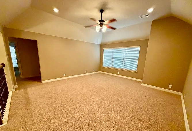 21706 Chaucer Hl — Photo 6