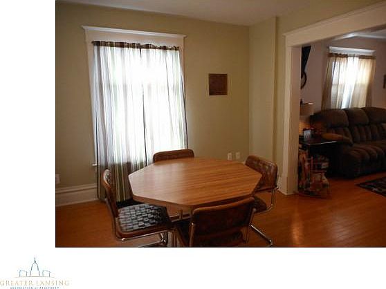 4th image of 1833 Bradley Ave