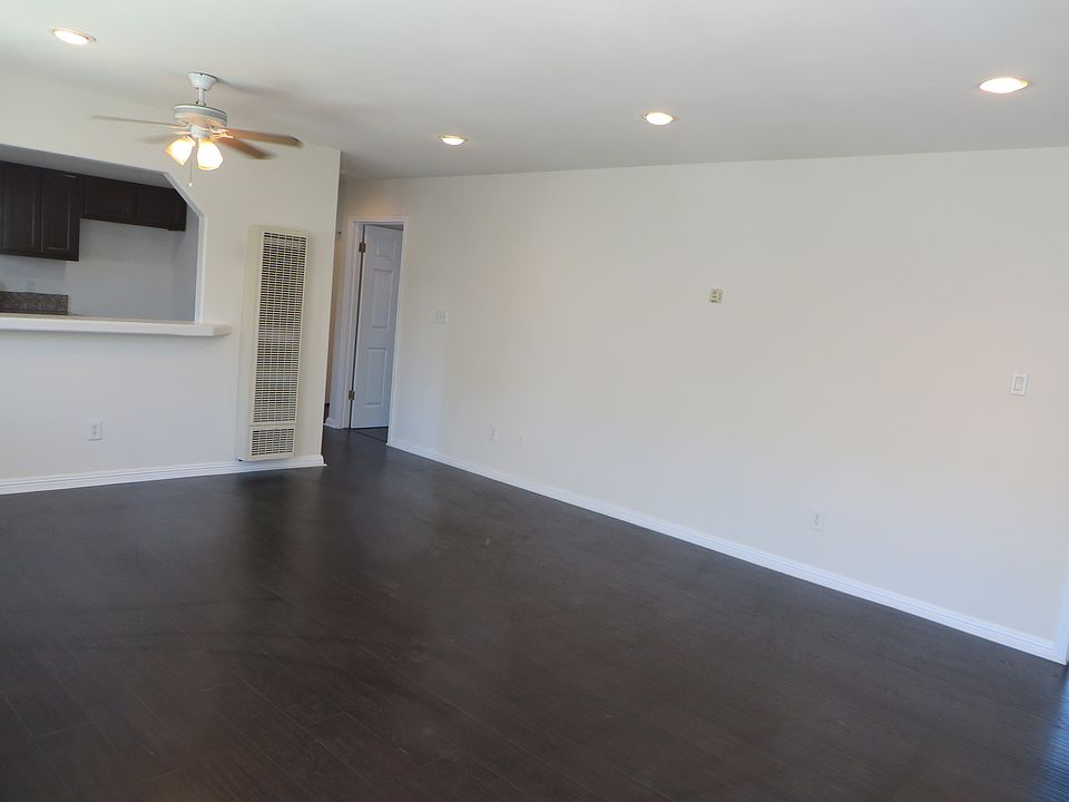 2nd image of 1846 W Jefferson Blvd