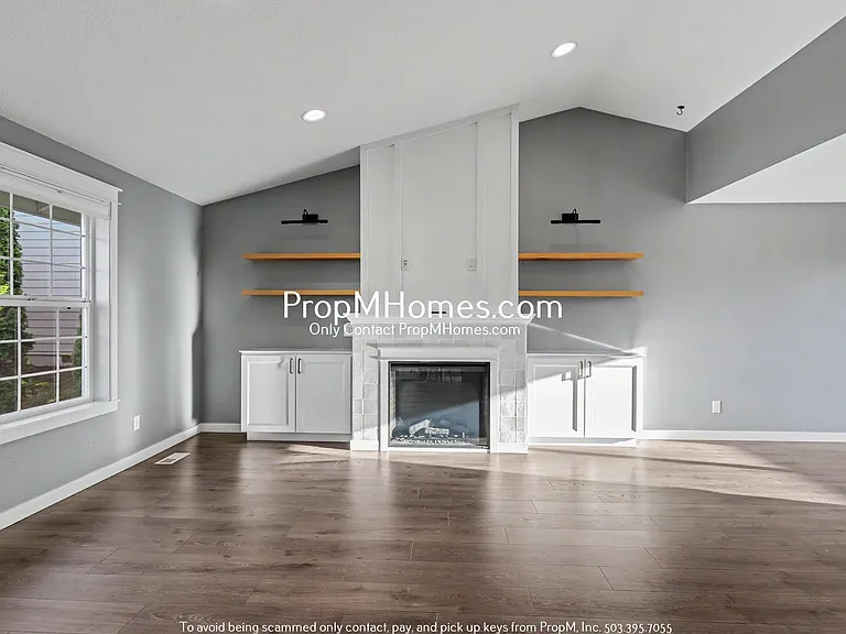 5137 NW 172nd Pl — Photo 3