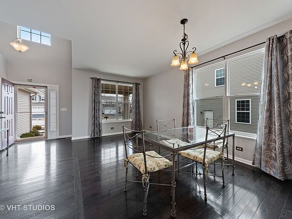 5th image of 922 Galena Dr