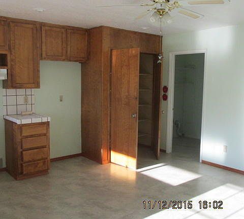 4th image of 2868 Lakewood Dr